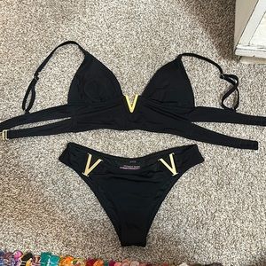 Victorious Secret bikini set